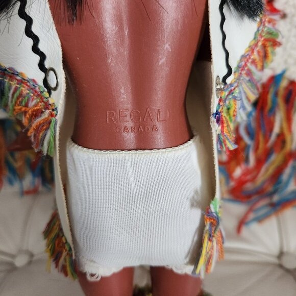 Vintage Regal Native American Doll Faux Doeskin Outfit Fringed Edges Sleepy Eyes - Picture 8 of 11